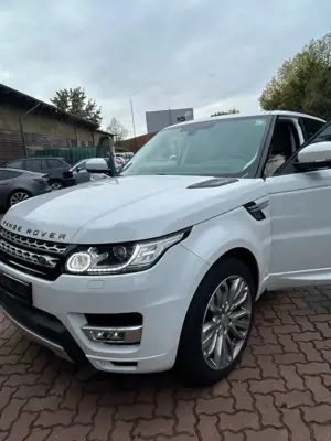 Land Rover Range Rover Sport Jaguar HSE Dynamic Bild 2