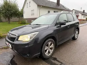 Subaru Forester Exclusive *Xenon*Kamera*Pano*AHK*Leder*Automatik*