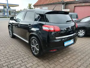 Peugeot 4008 Allure 4WD TÜV-AU 03-2027 Bild 4