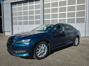 Skoda Superb Lim. Ambition, LED, Virtual, 5J. Garantie