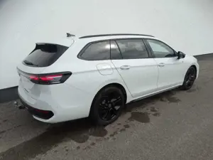 Volkswagen Passat Variant 2.0 TDI DSG R-Line AHK/Nav/BlackS Bild 5