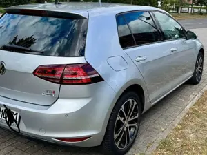 Volkswagen Golf Golf 1.6 TDI BlueMotion TechnologyAllstar Bild 4