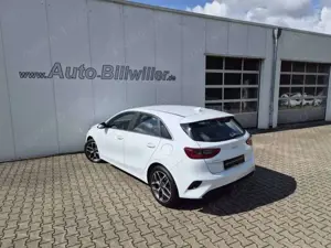 Kia Ceed / cee'd Ceed 5-Türer 1.5 T-GDI DCT7 Spirit Bild 4