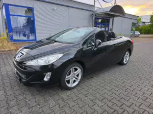 Peugeot 308 Premium Cabrio TÜV NEU 1.Hand Garagenfahrz.