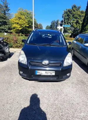 Toyota Corolla Verso 2.2 D-4D