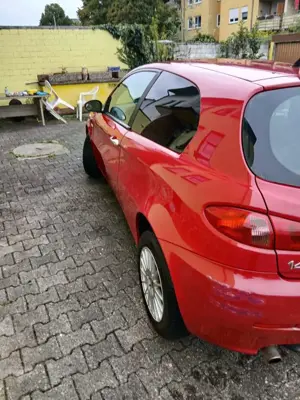 Alfa Romeo 147 1.6 Twin Spark ECO Distinctive Bild 4