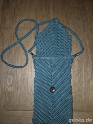 gehäkelte Handytasche mit Kordel handarbeit  Bild 2