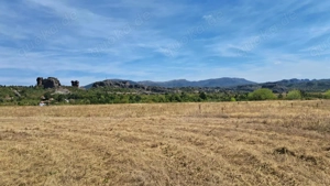  Einzigartiges Grundstück im Herzen der Belogradchik-Felsen!