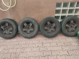 Vier Opel Meriva Stahlfelgen