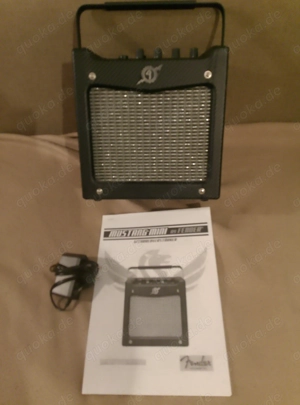 Fender Mustang Mini (Modeling Amp mit Batteriebetrieb) Bild 3