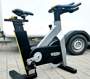 Technogym Group Cycle Bike Heimtrainer Tomahawk Li