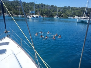 Massage, sauna, and raw nature retreat on a sailboat for women   a 3-day package in Croatia Bild 4
