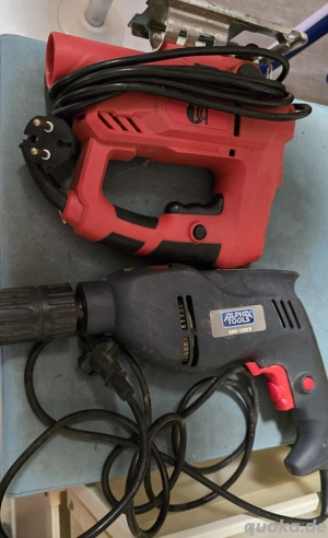 Verkaufe Stichsäge und Bohrmaschine zusammen für 50,00 funktioniert ohne Garantie und Rücknahme und