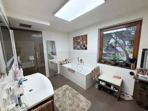 Ihr Traumhaus mit Pool und Sauna in Leipzig   Ein Rückzugsort für die ganze Familie Bild 9