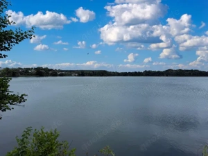 Traumhafte Perle am See mit privatem Bootssteg Bild 10