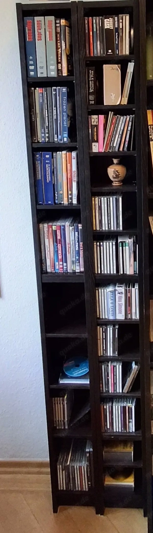 2 schwarze IKEA CD DVD-Regale   je 10  