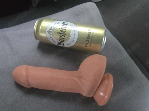 Dildos und plug abzugeben 