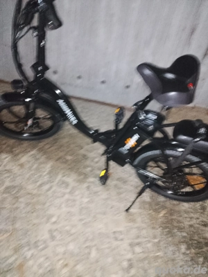 Fahrräder Klapprad. 