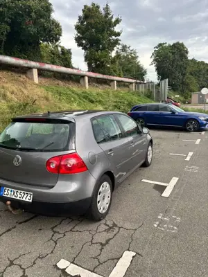 Volkswagen Golf 1.4 United Bild 3