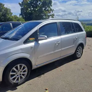 Opel Zafira 2.2 Bild 4