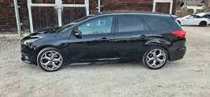 Ford Focus Turnier ST,Leder mit Recaro,BiXe,ATM 65tkm