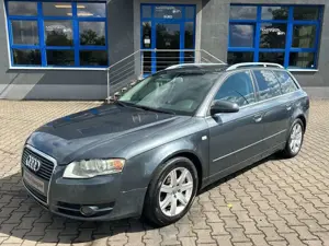 Audi A4 Avant 2.0 TFSI --AHK-- Klima --