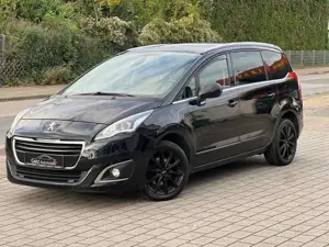 Peugeot 5008 Allure ** Automatik/7.Sitzer ** 2. Hand **