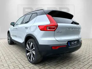Volvo XC40 P8 AWD Pure Electric Pro 360° ACC PANO WÄPU Bild 4