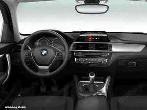 BMW 118 i 5-Türer Advantage Navi Bus. Tempomat USB Bild 4