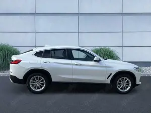 BMW X4 xDrive20d Advantage Navi Shz Kamera Bild 2