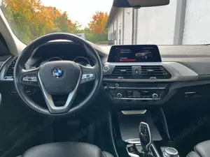 BMW X4 xDrive20d Advantage Navi Shz Kamera Bild 5