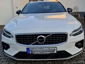 Volvo V60 R Design 250 PS, mit Garantie