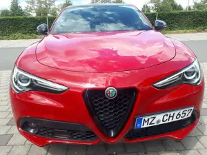 Alfa Romeo Stelvio Stelvio 2.2 Diesel 16V AT8 Q4Veloce Ti Bild 2