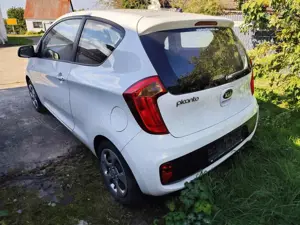 Kia Picanto 1.0 2014 klima TüV 02/27 Bild 3
