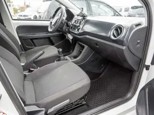 Volkswagen up! 1.0 KLIMA Bild 2