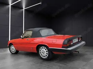 Alfa Romeo Spider 2.0*Oldtimer*H-Kennzeichen*restauriert Bild 5