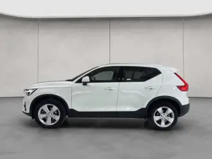 Volvo XC40 XC40 B3 B DKG Core*LED*DAB*AHK* Bild 2