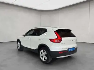 Volvo XC40 XC40 B3 B DKG Core*LED*DAB*AHK* Bild 3