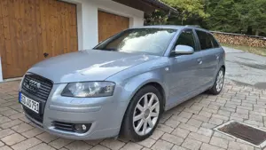 Audi A3 2.0 TFSI S line Sportpaket plus quattro Bild 2