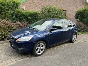 Ford Focus Focus Fließheck  5-Türer 1.6 16V Sport