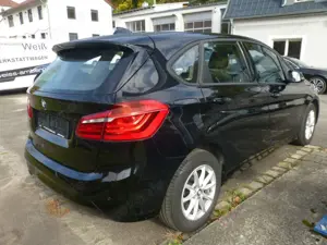 BMW 218 218 i ActiveTourer_136PS_LED_PDC Bild 4