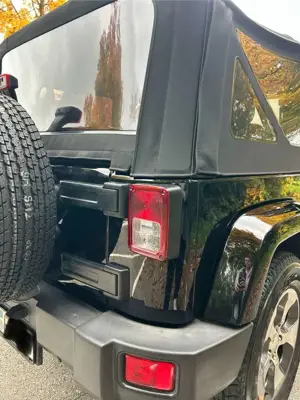 Jeep Wrangler Hard-Top 2.8 CRD Automatik Sahara Bild 4