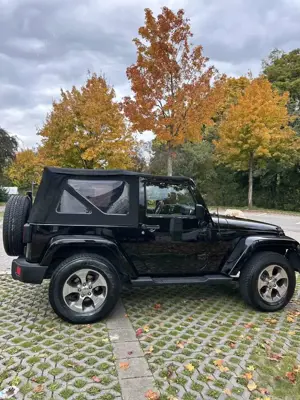 Jeep Wrangler Hard-Top 2.8 CRD Automatik Sahara Bild 5