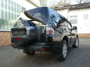 Mitsubishi Pajero Pajero Diesel  5-Türer 3.2 DI-D Automatik Bild 5