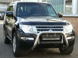 Mitsubishi Pajero Pajero Diesel  5-Türer 3.2 DI-D Automatik Bild 2