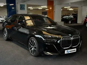 BMW 740 d xDrive *M Sport*Kamera 360*Pano SKY*