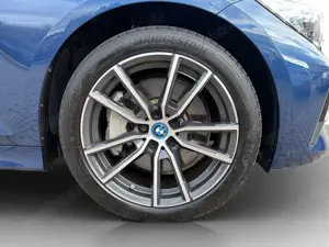 BMW 330 e Touring Sport Line Navi Laser HUD GSD Hifi Bild 5