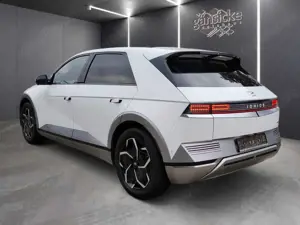 Hyundai IONIQ 5 72,6 kWh Uniq 4WD Bild 5