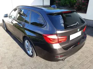 BMW 318 318d Touring Aut. PANO Sport LED NAVI SHZ Temp Bild 5