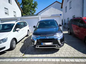 Mitsubishi Outlander Outlander 2.4 4WD Plug-In Hybrid Basis+Spirit pack